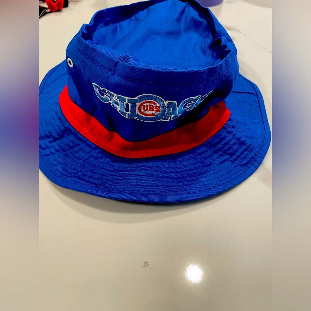 Vintage MLB Chicago Cubs Bucket Hat